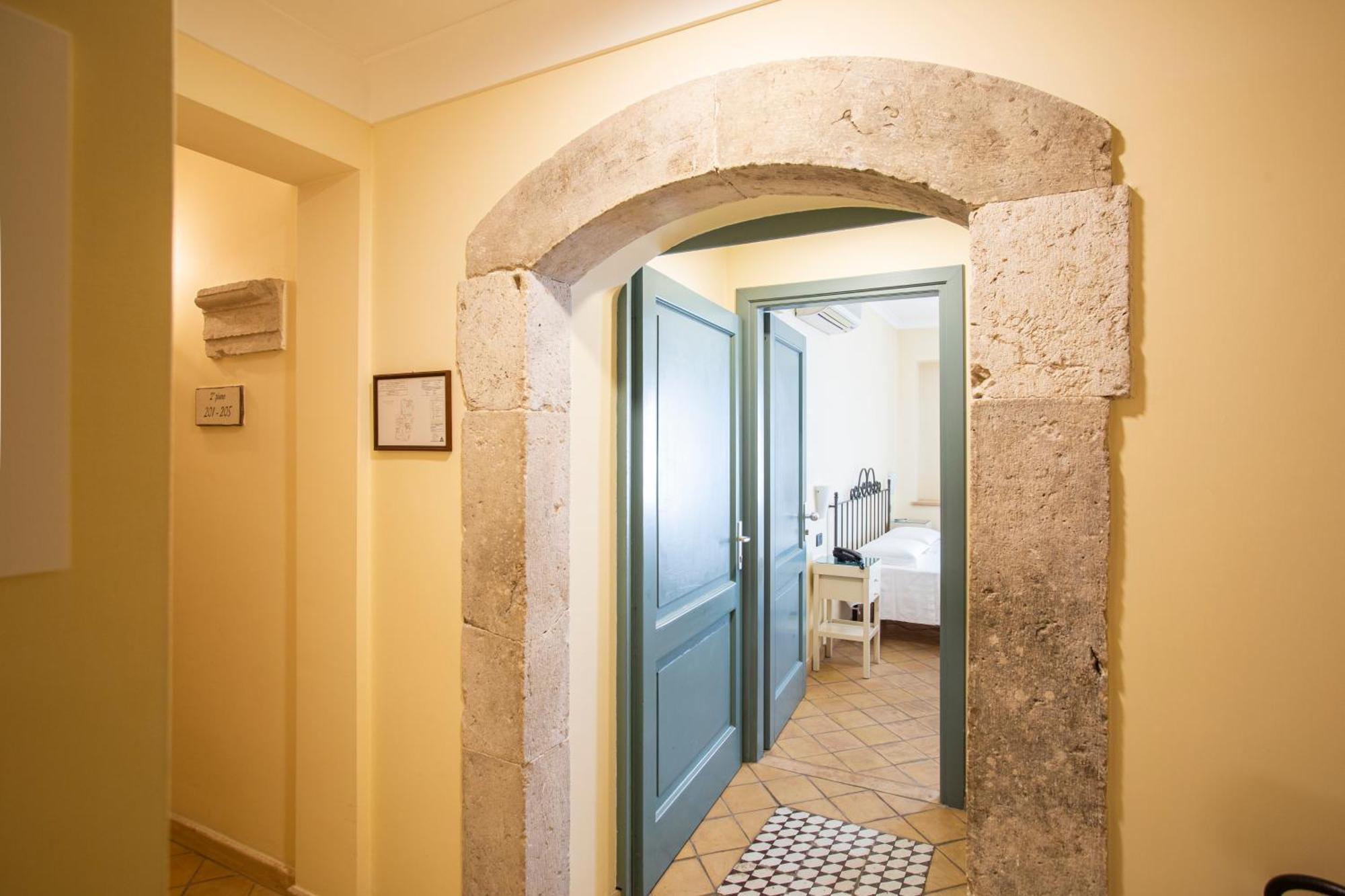 Il Quartuccio Gaeta Bed & Breakfast Bagian luar foto