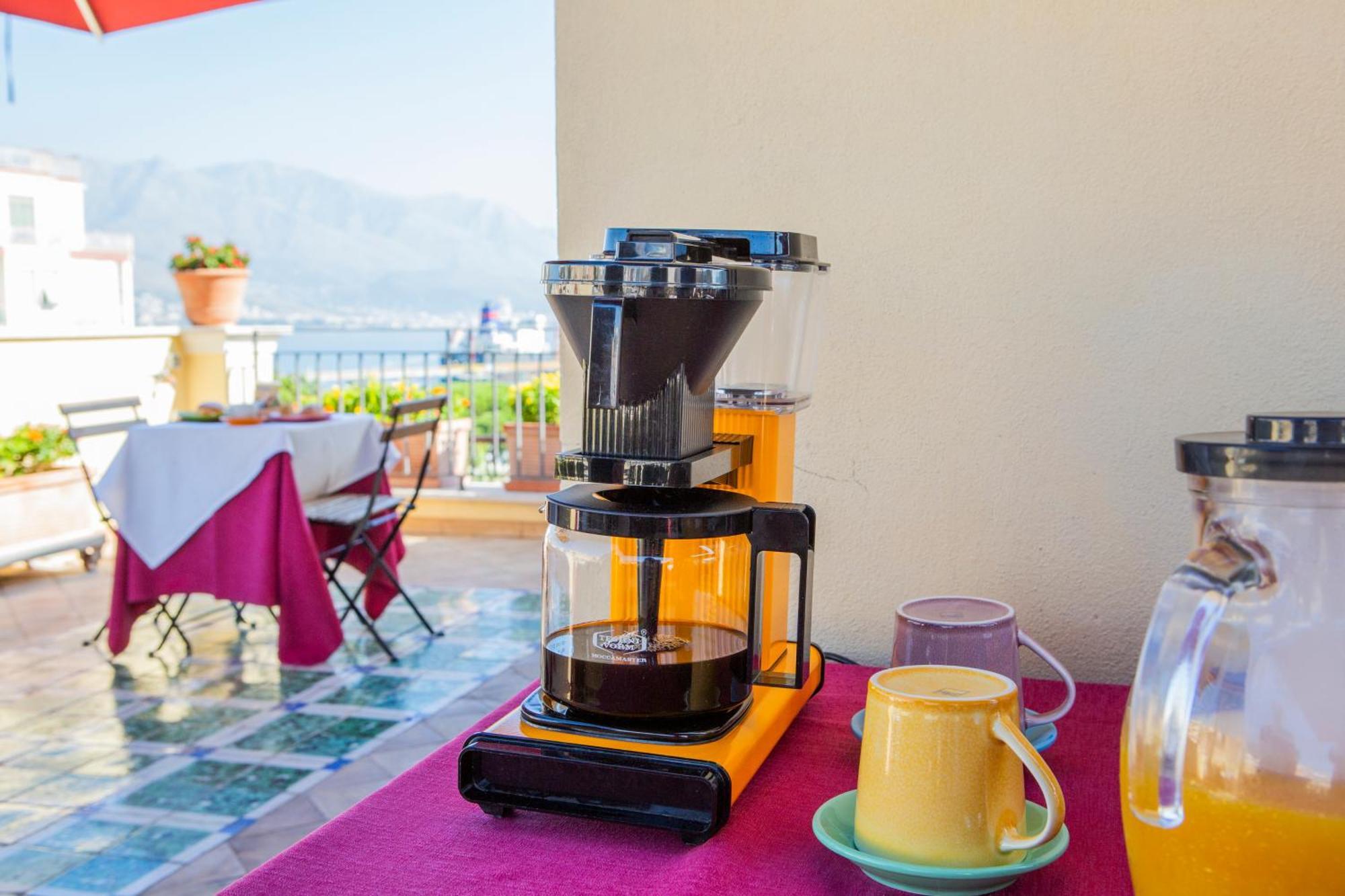 Il Quartuccio Gaeta Bed & Breakfast Bagian luar foto
